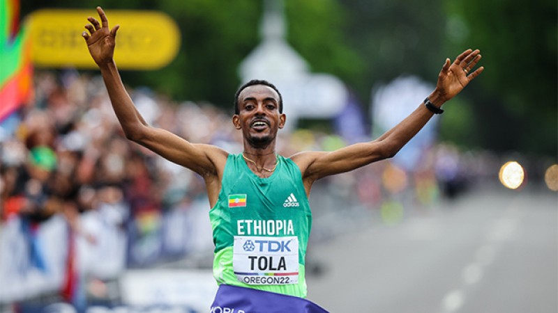 Mondiaux d'athlétisme.. l'Ethiopien Tola sacré champion du monde du marathon