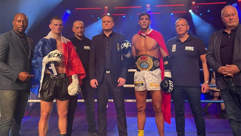 Muay-thaï.. Le Marocain Youssef Assouik remporte le championnat du monde WMC de la catégorie 72,5 kg